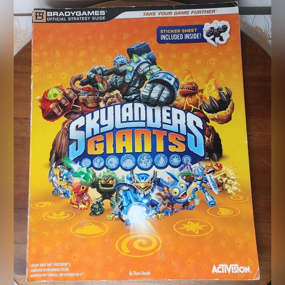 Skylanders Giants Official Strategy Book - Stickers Present